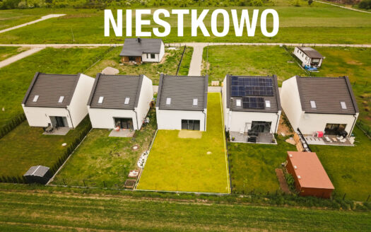 153m2 Dom Niestkowo, 5 Sypialni, 2 Łazienki