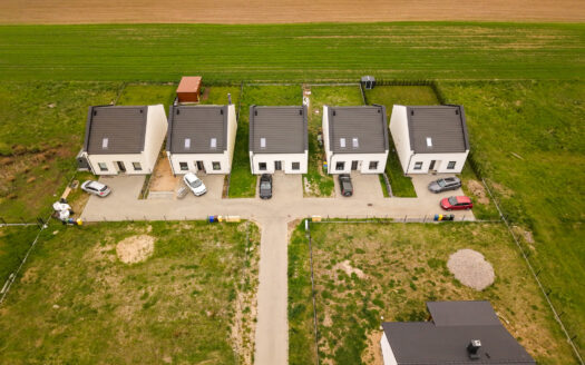 153m2 Dom Niestkowo, 5 Sypialni, 2 Łazienki