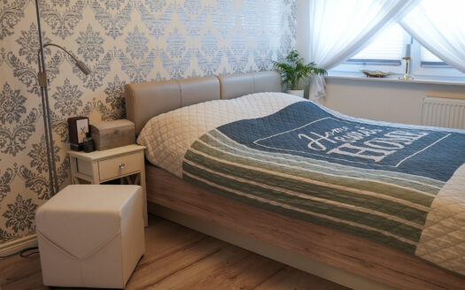 Mieszkanie 72 m² z ogrodem, balkonem, dużą piwnicą i 2 miejscami postojowymi – Słupsk, ul. Korfantego